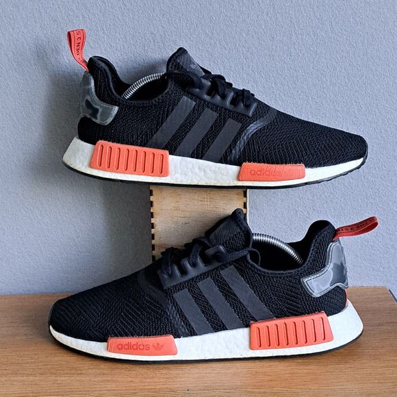 Adidas NMD R1 Men’s 11 Core Black Raw Amber Running Sneakers AQ0882 Shoes - Picture 5 of 12